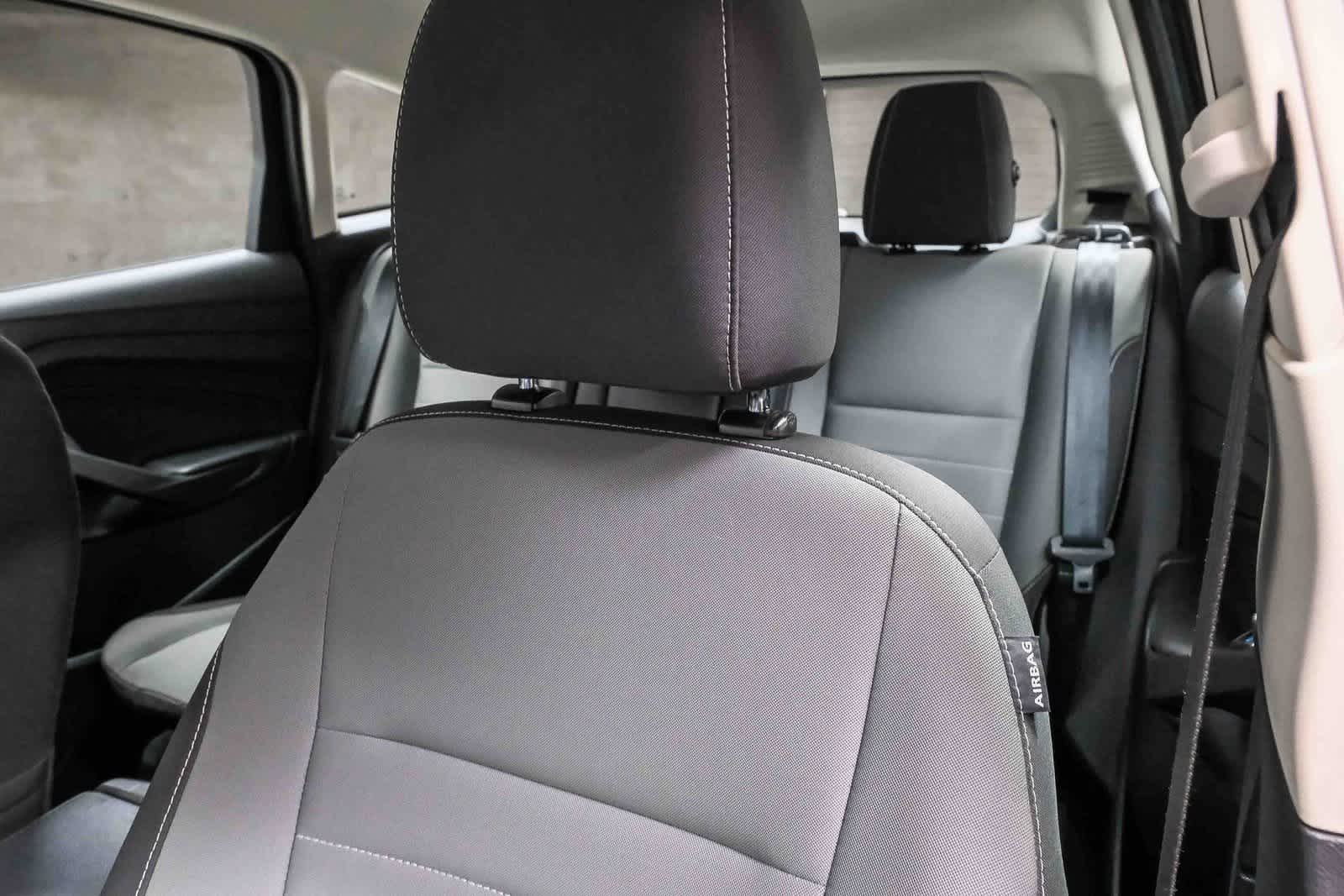 Thumbnail: 2016 Ford C-Max - 20