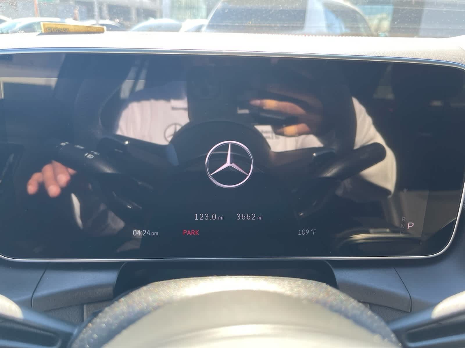 Thumbnail: 2025 Mercedes-Benz GLC - 7