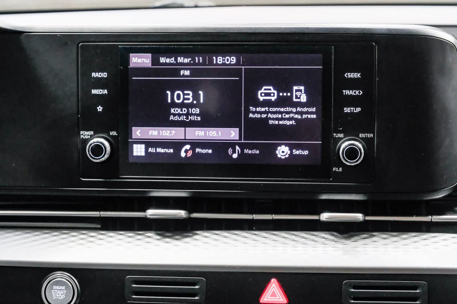 Thumbnail: 2022 Kia Carnival - 10