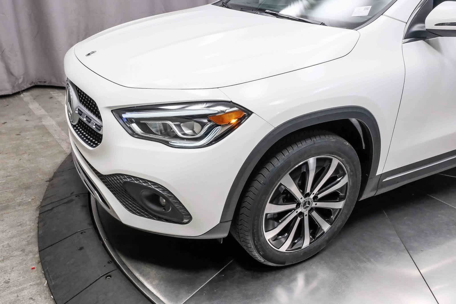 Thumbnail: 2023 Mercedes-Benz GLA - 12