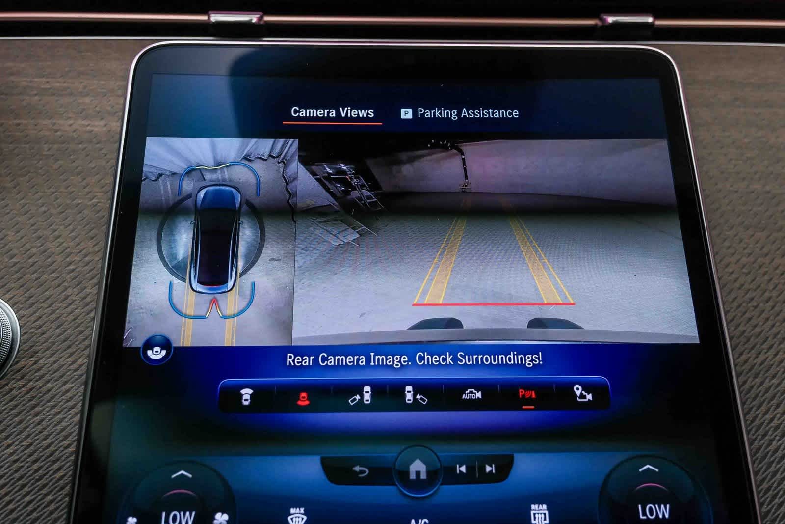 Thumbnail: 2023 Mercedes-Benz EQE - 24