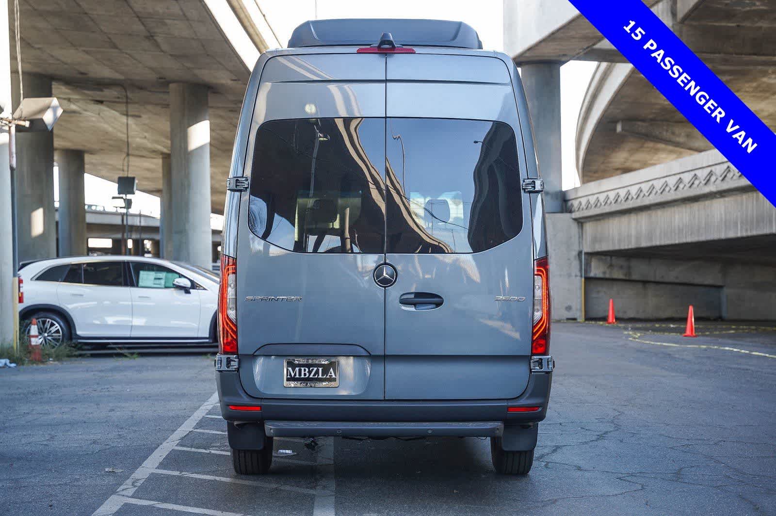 Thumbnail: 2024 Mercedes-Benz Sprinter - 12