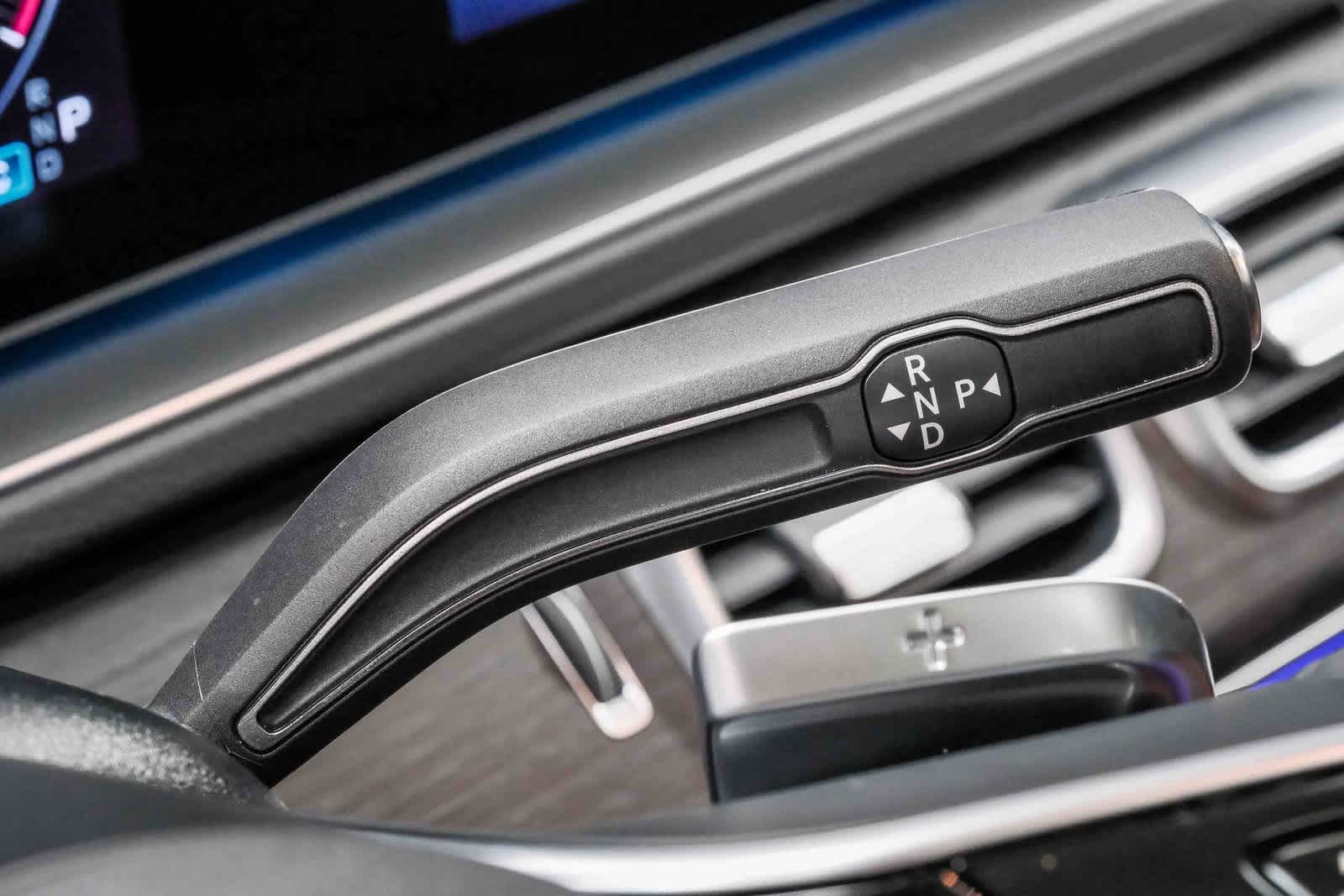 Thumbnail: 2025 Mercedes-Benz GLE - 21