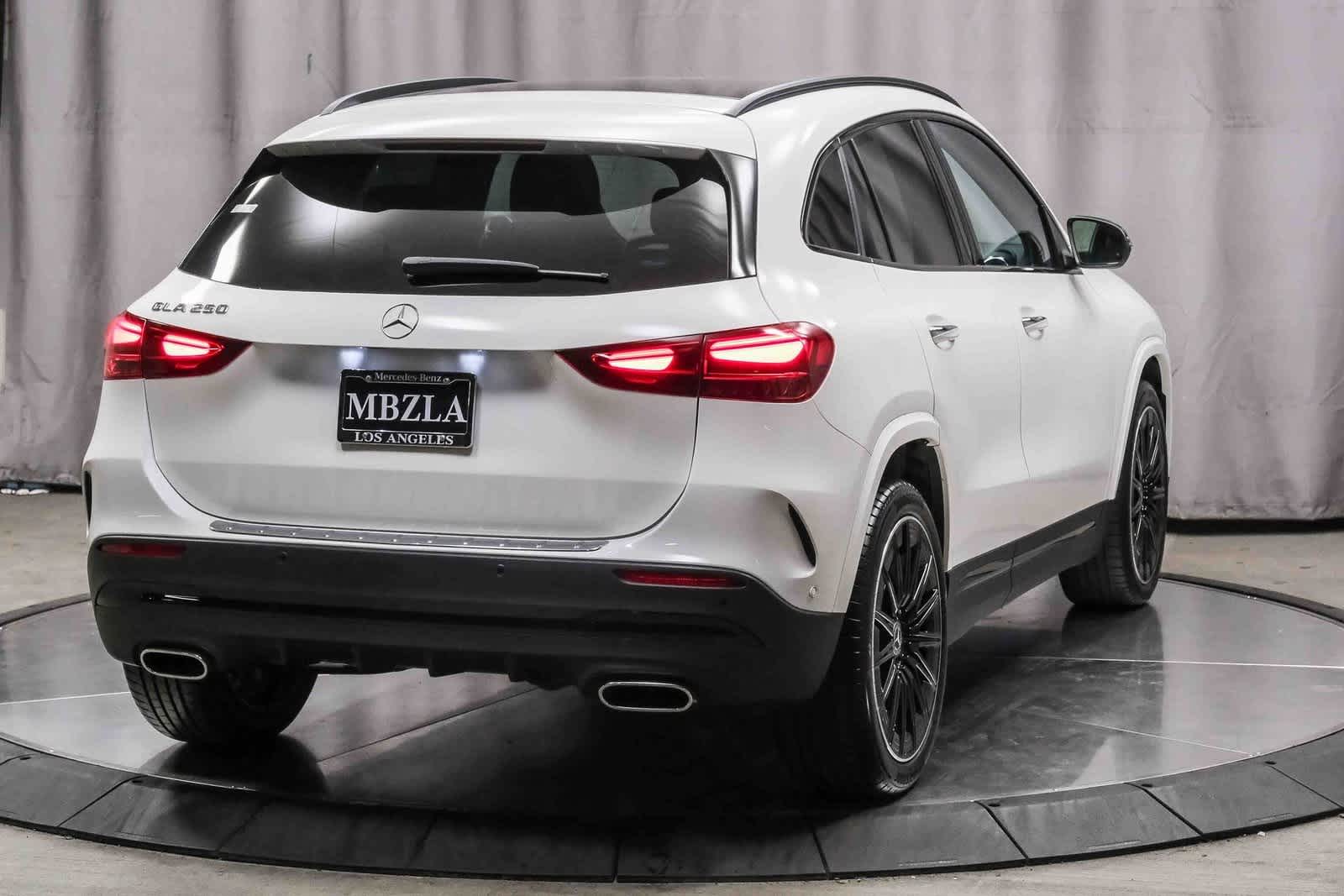 Thumbnail: 2025 Mercedes-Benz GLA - 4