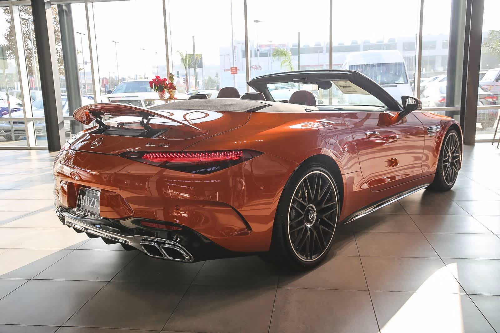 Thumbnail: 2024 Mercedes-Benz SL-Class - 4