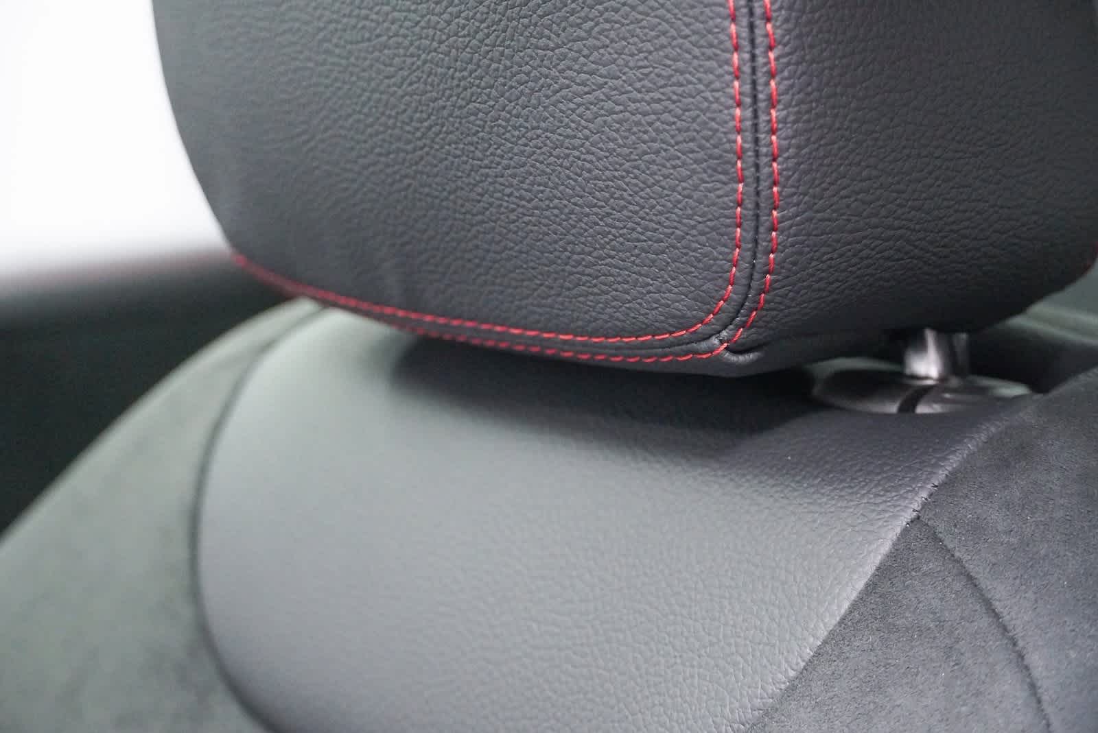 Thumbnail: 2025 Mercedes-Benz GLA - 24