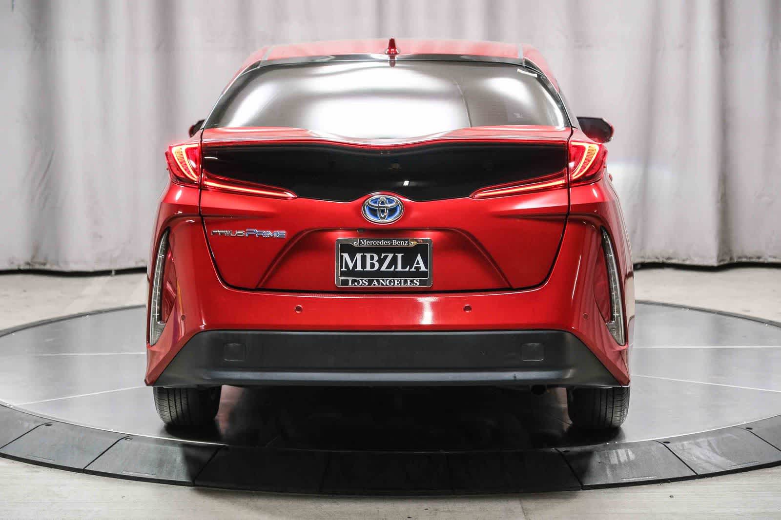 Thumbnail: 2017 Toyota Prius Prime - 3