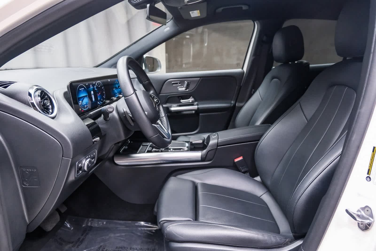 Thumbnail: 2023 Mercedes-Benz GLA - 20