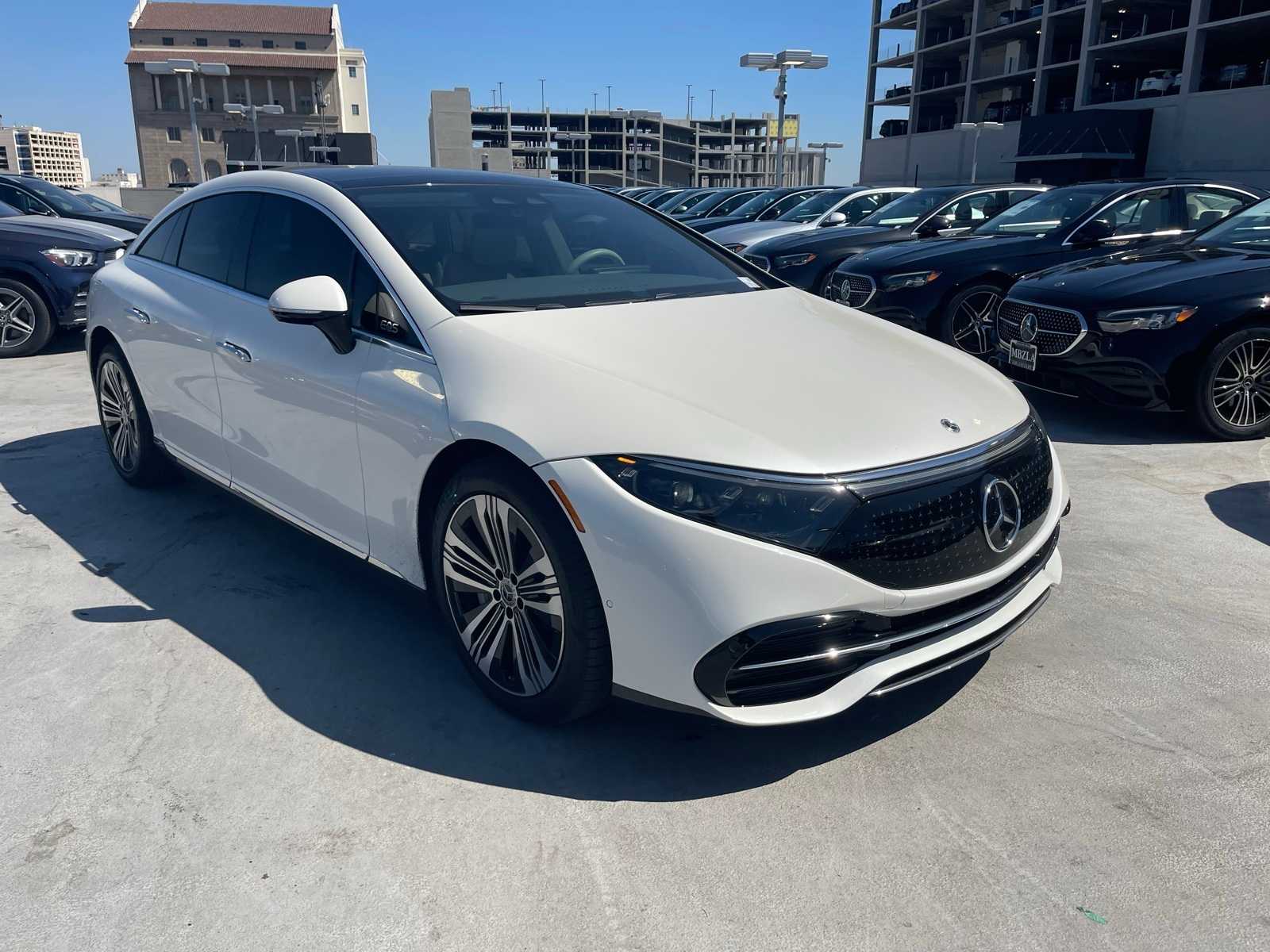 Thumbnail: 2022 Mercedes-Benz EQS - 2