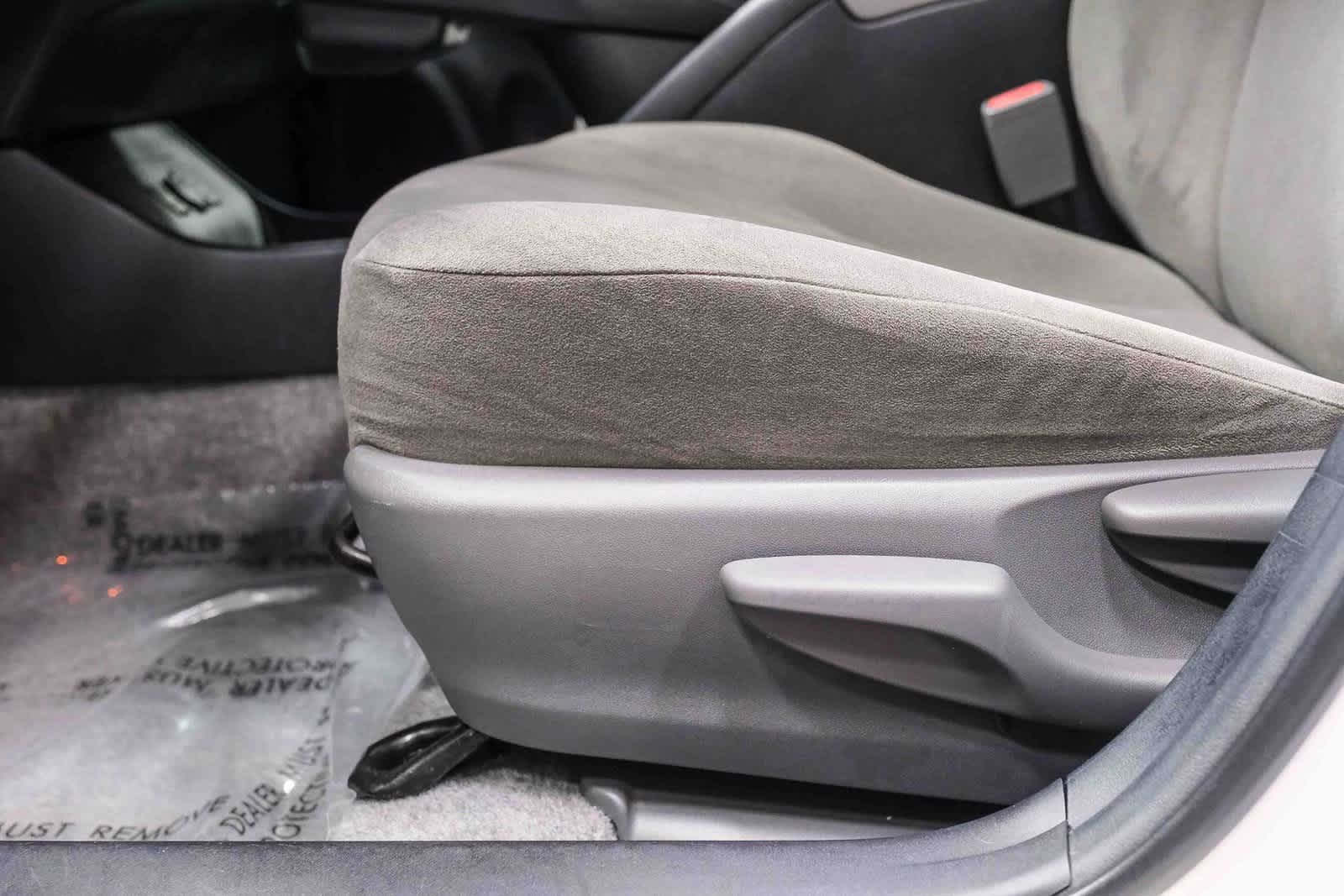 Thumbnail: 2015 Toyota Prius - 20