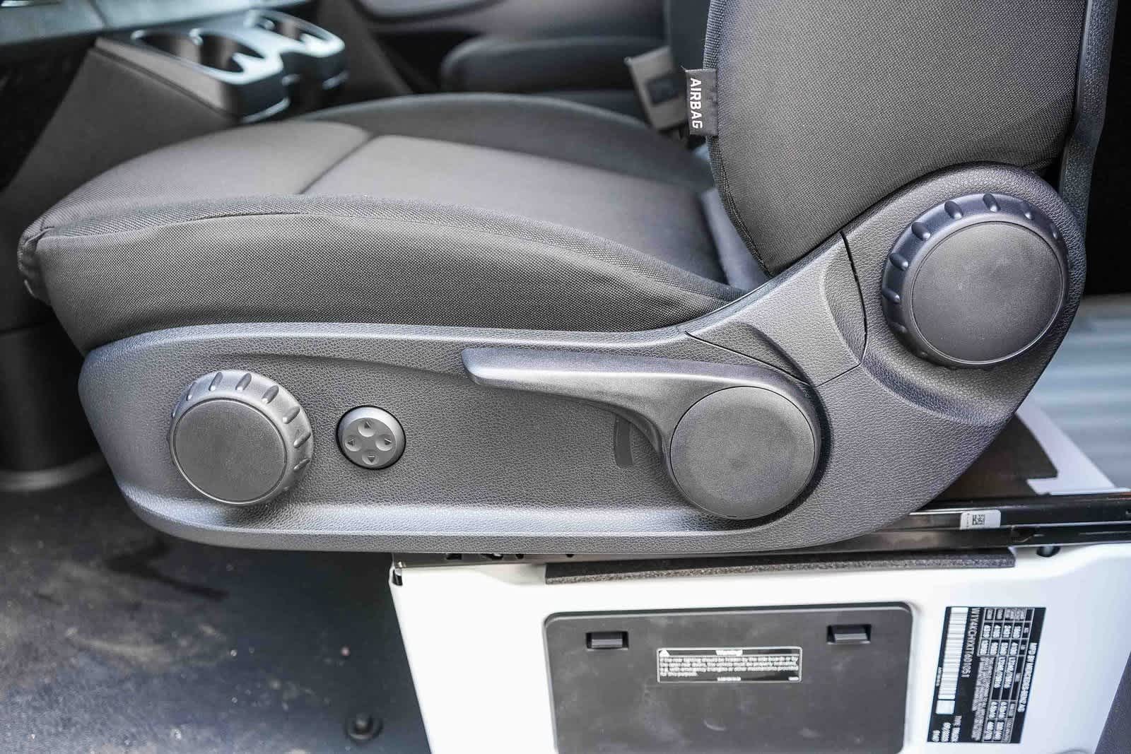 Thumbnail: 2026 Mercedes-Benz Sprinter - 18