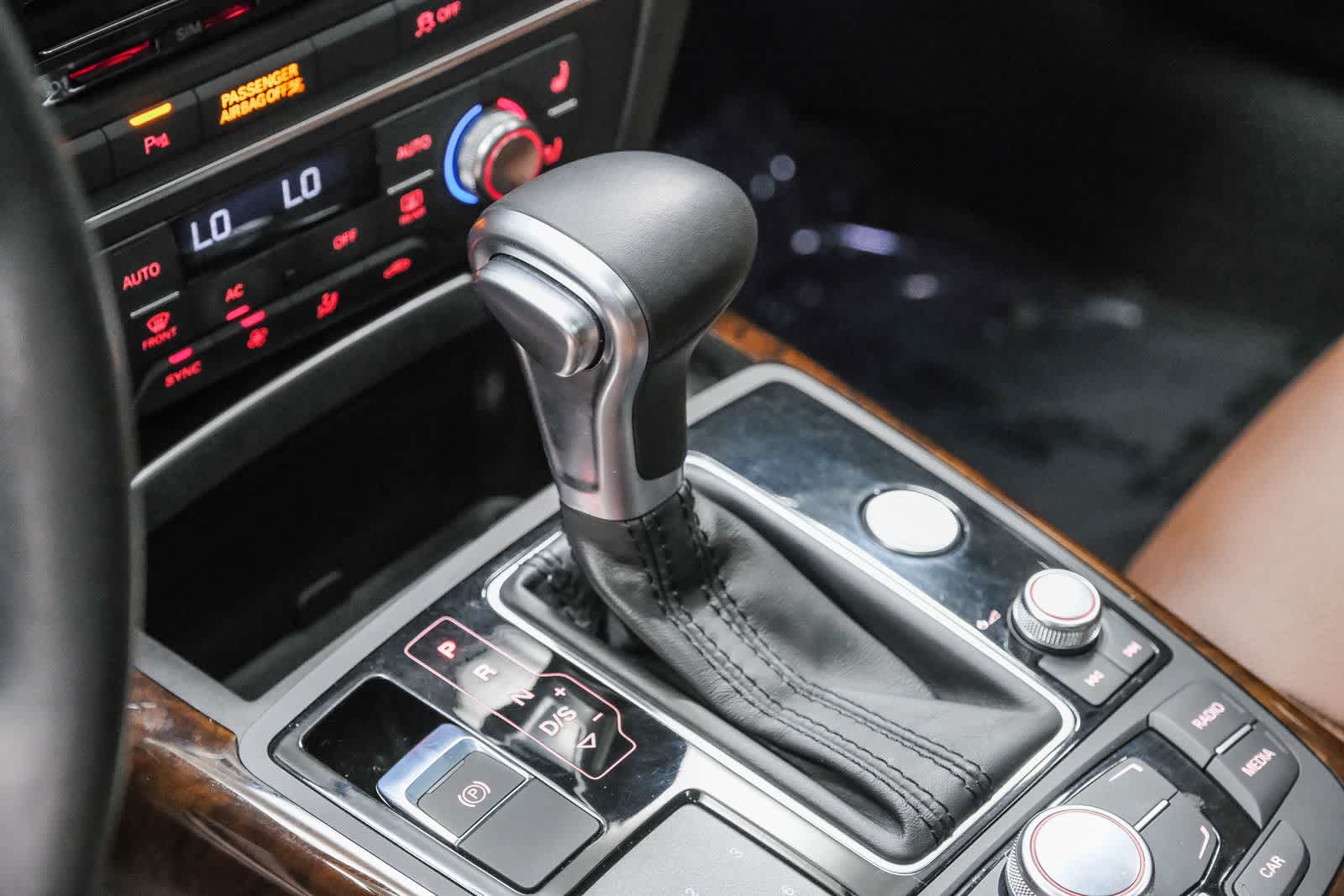 Thumbnail: 2012 Audi A6 - 26