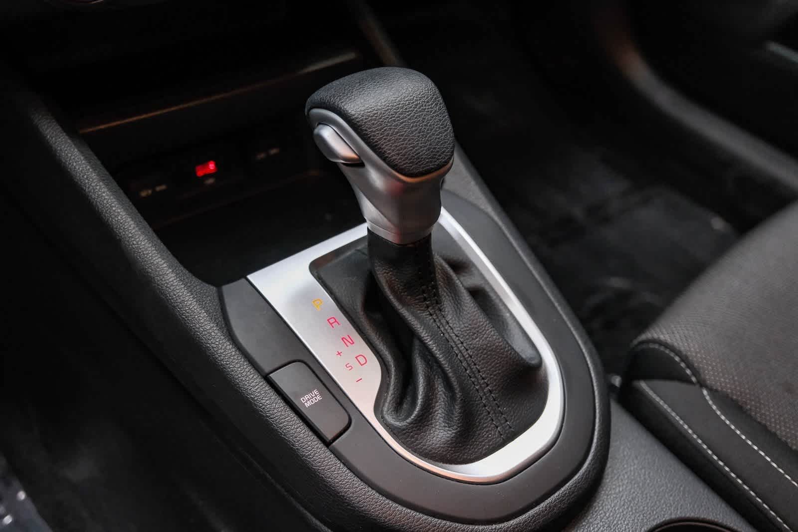 Thumbnail: 2023 Kia Forte - 21