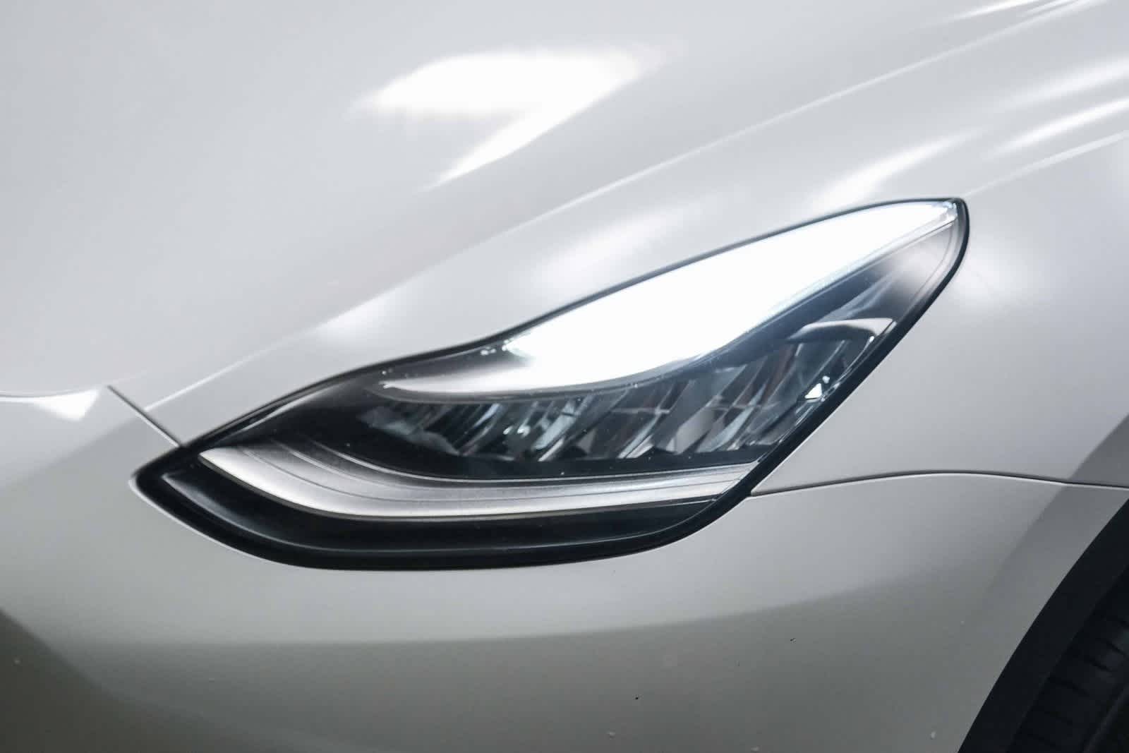 Thumbnail: 2020 Tesla Model Y - 11