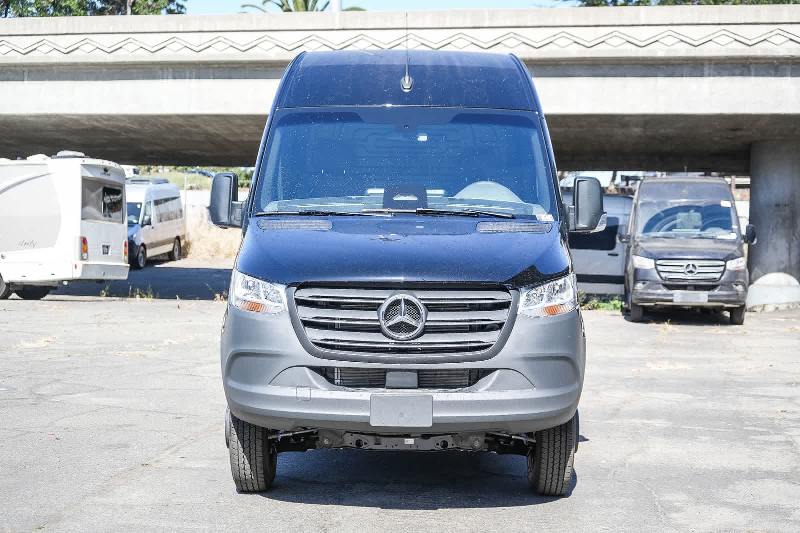 Thumbnail: 2026 Mercedes-Benz Sprinter - 2