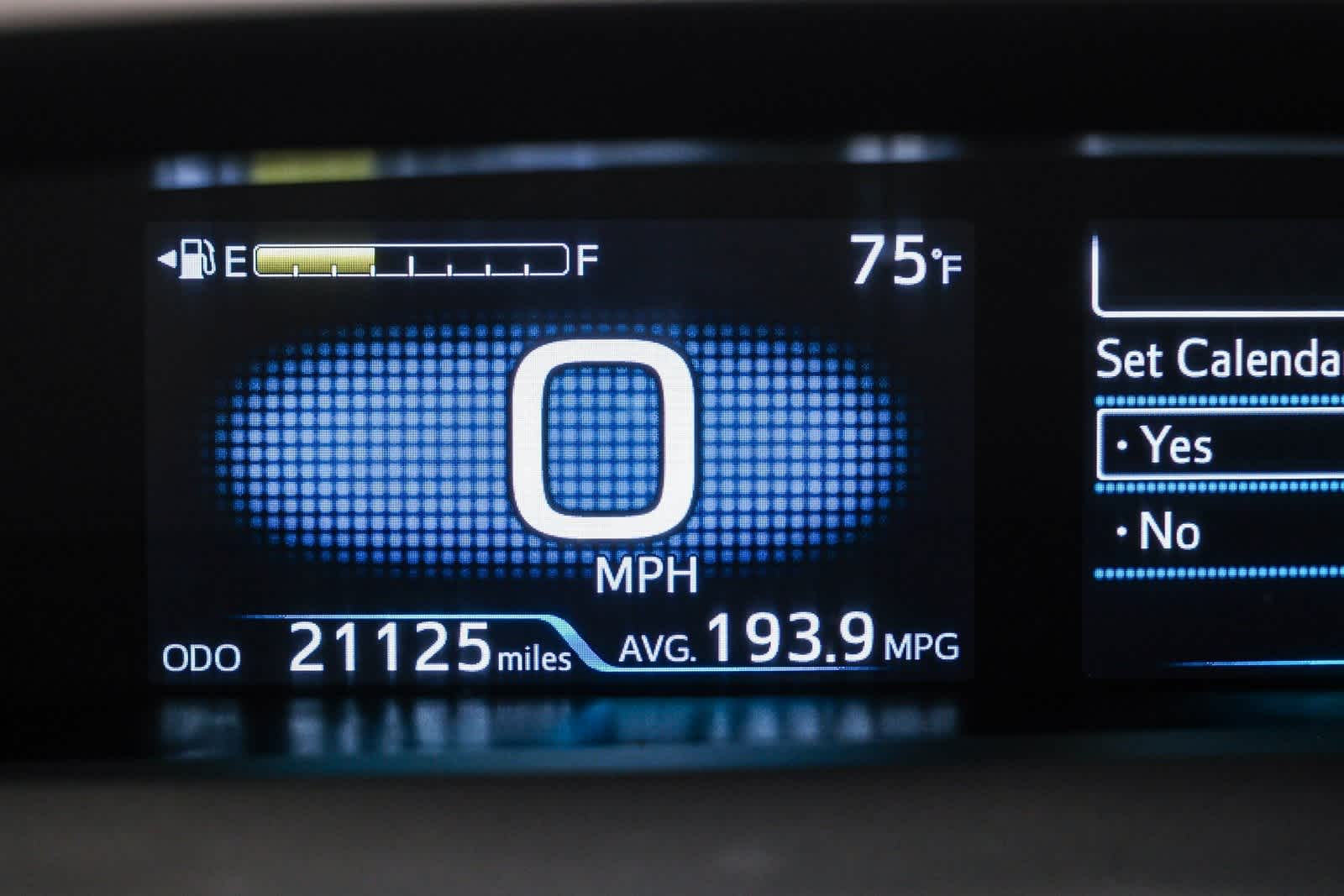 Thumbnail: 2021 Toyota Prius Prime - 21