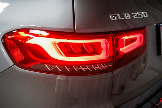 2023 Mercedes-Benz GLB 250 13