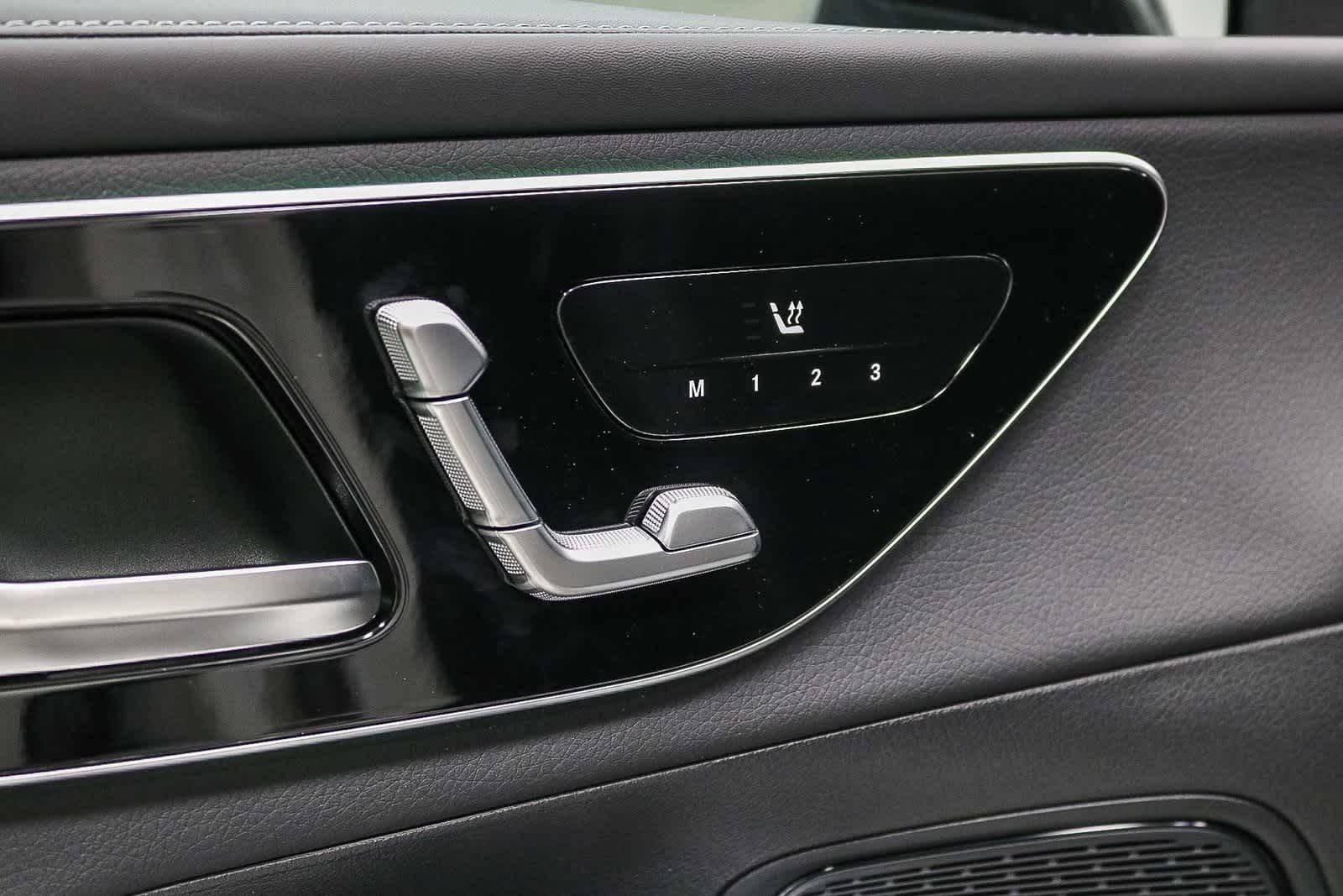 Thumbnail: 2026 Mercedes-Benz GLC - 21