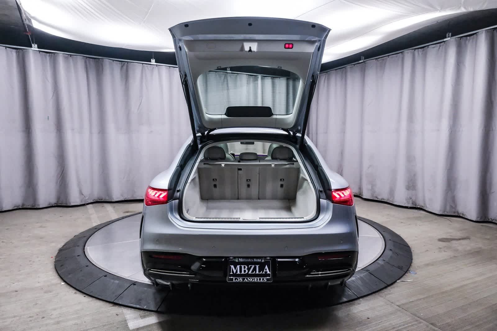 Thumbnail: 2022 Mercedes-Benz EQS - 25