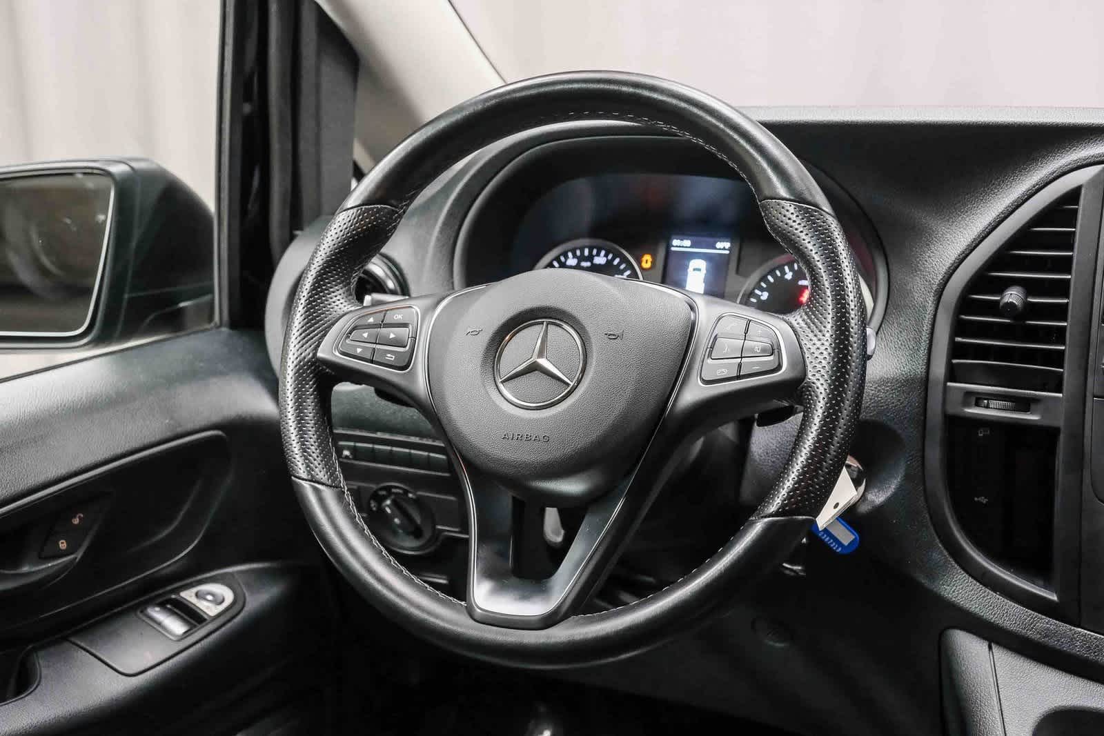 Thumbnail: 2023 Mercedes-Benz Metris - 17