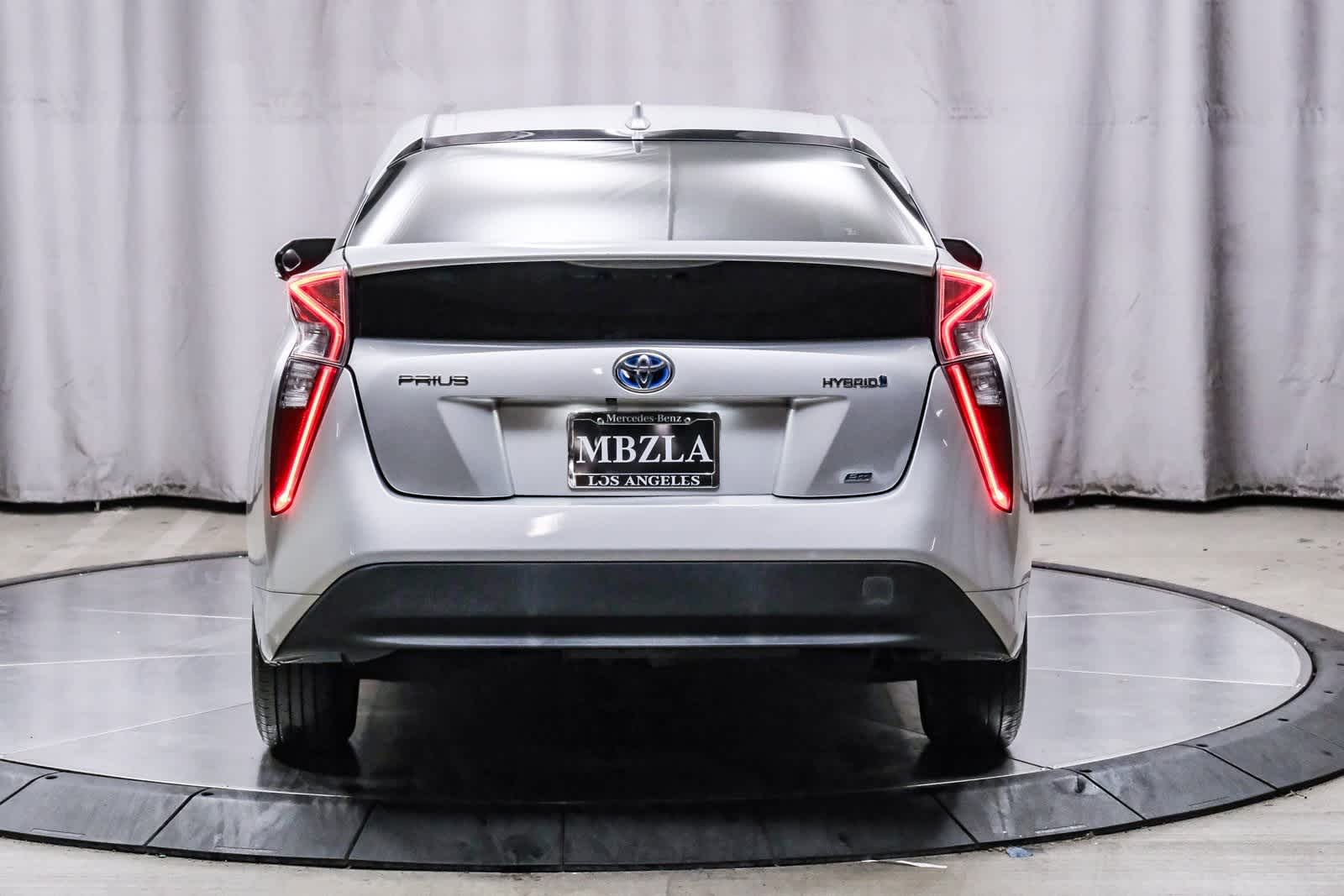 Thumbnail: 2016 Toyota Prius - 3