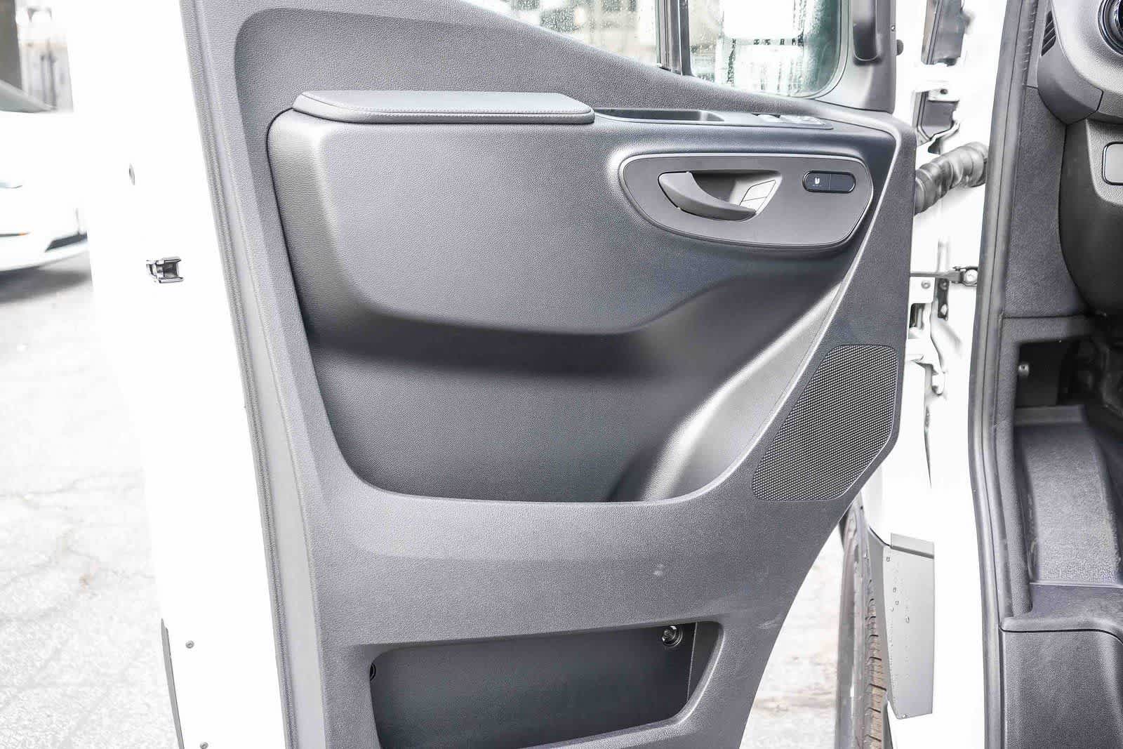 Thumbnail: 2026 Mercedes-Benz Sprinter - 19