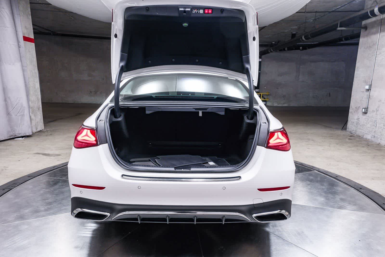 Thumbnail: 2026 Mercedes-Benz E-Class - 23