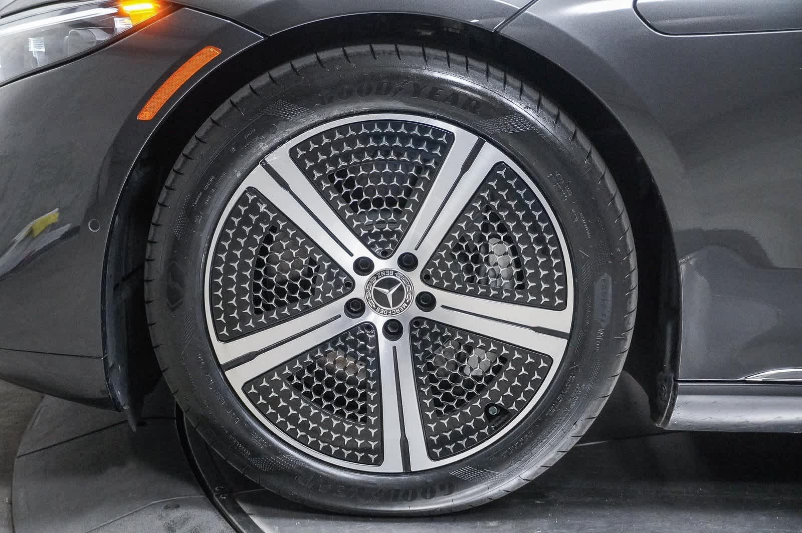 2023 Mercedes-Benz EQS 450+ 9