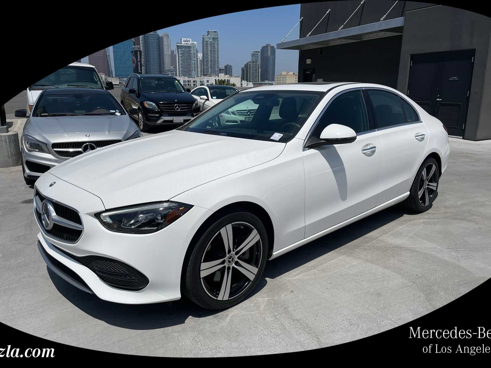 Thumbnail: 2022 Mercedes-Benz C-Class - 1