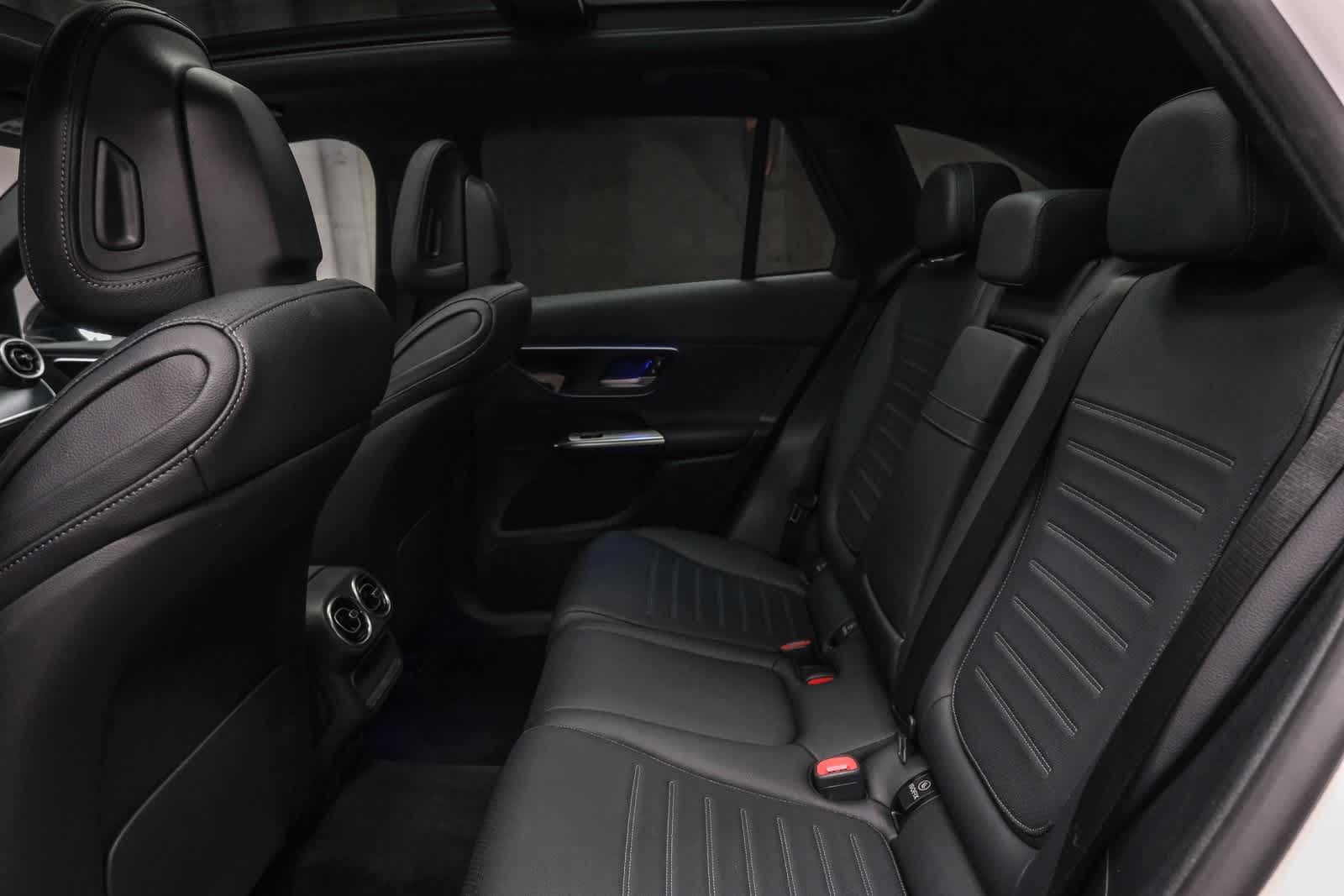 Thumbnail: 2023 Mercedes-Benz GLC - 16