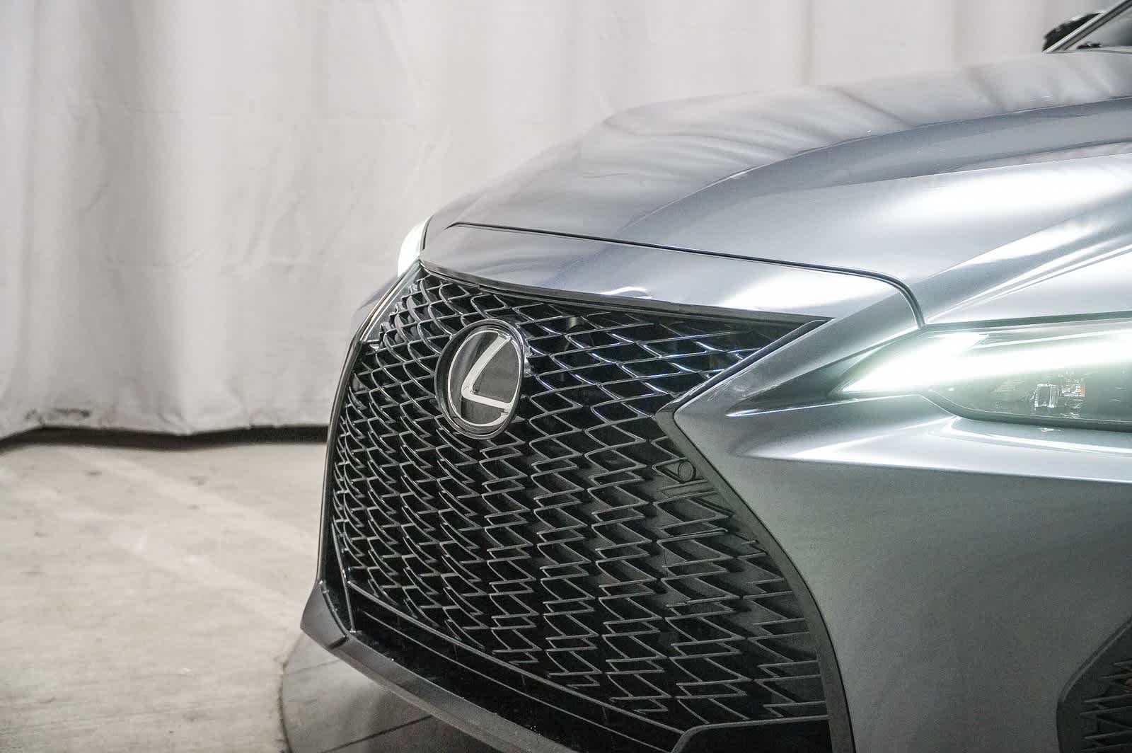 Thumbnail: 2023 Lexus IS - 7
