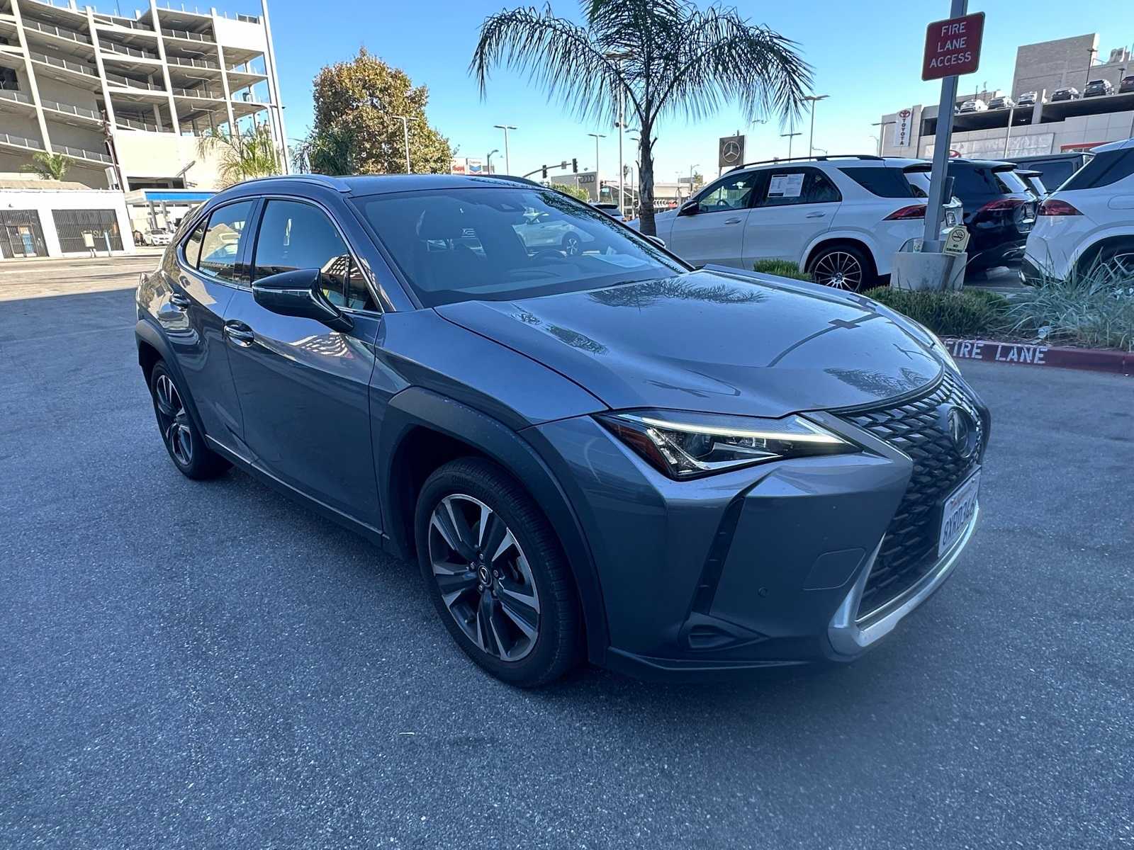 Thumbnail: 2021 Lexus UX - 5