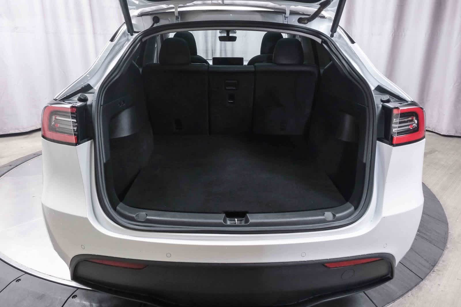 Thumbnail: 2020 Tesla Model Y - 25