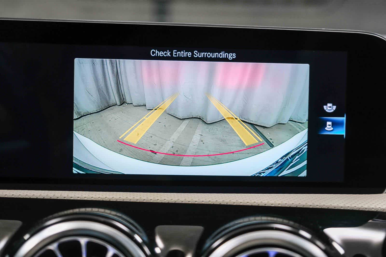Thumbnail: 2019 Mercedes-Benz A-Class - 28