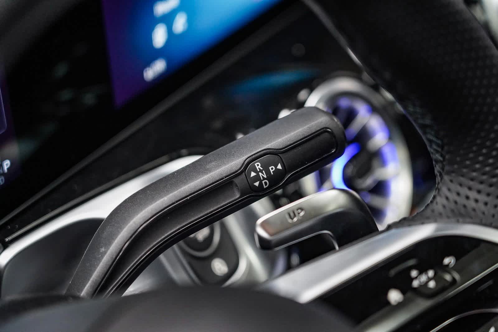 Thumbnail: 2025 Mercedes-Benz GLB - 20