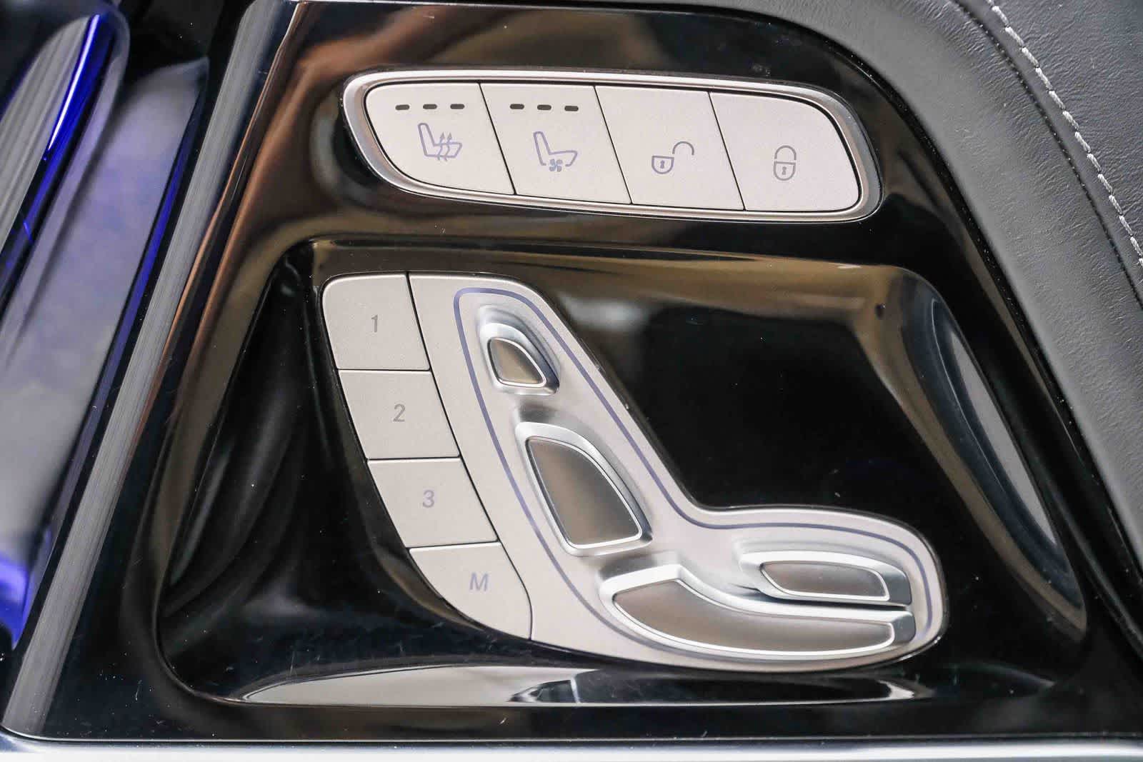 Thumbnail: 2022 Mercedes-Benz G-Class - 27