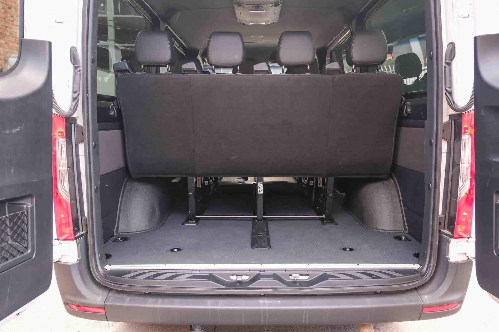 Thumbnail: 2023 Mercedes-Benz Sprinter - 26