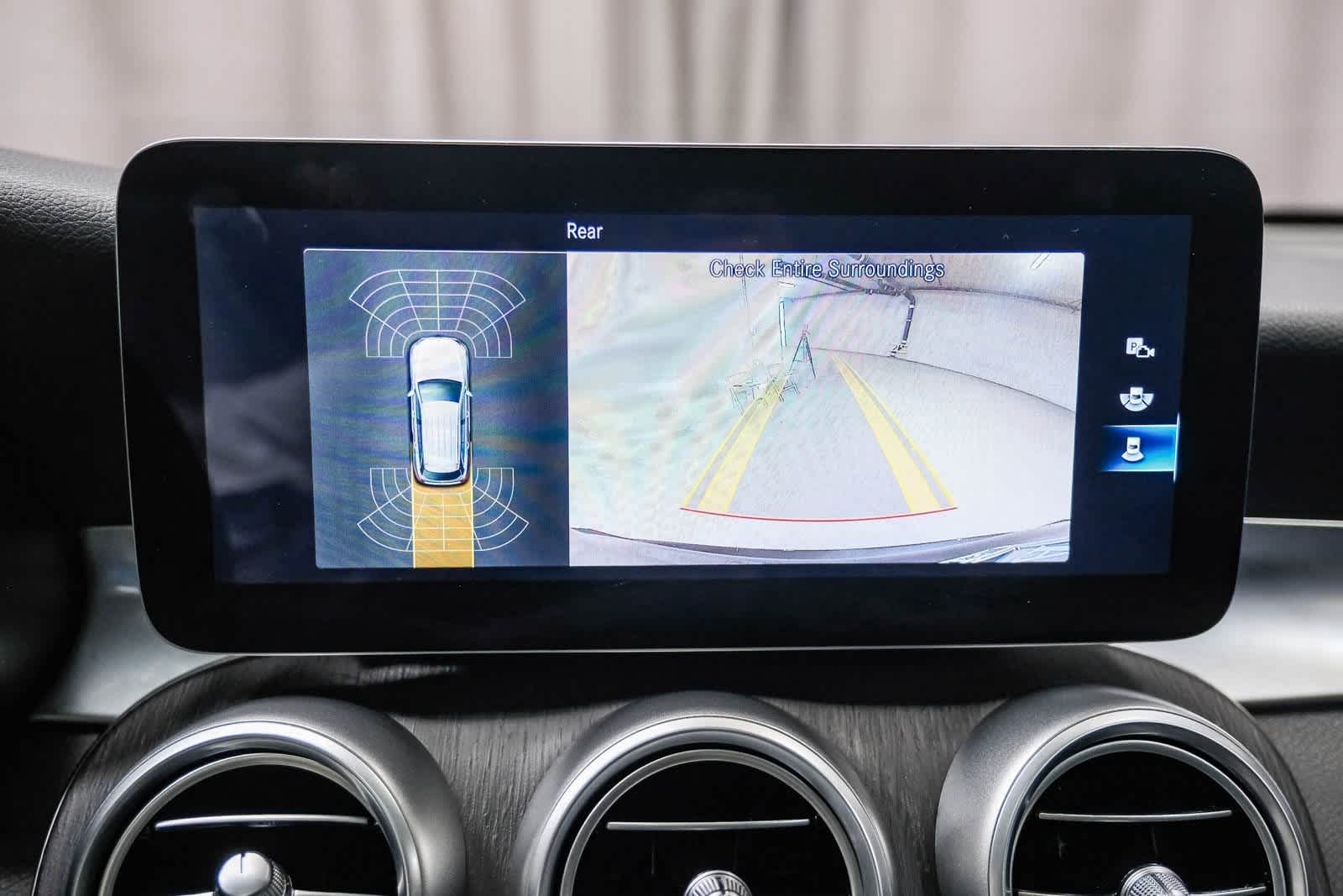 Thumbnail: 2021 Mercedes-Benz GLC - 26