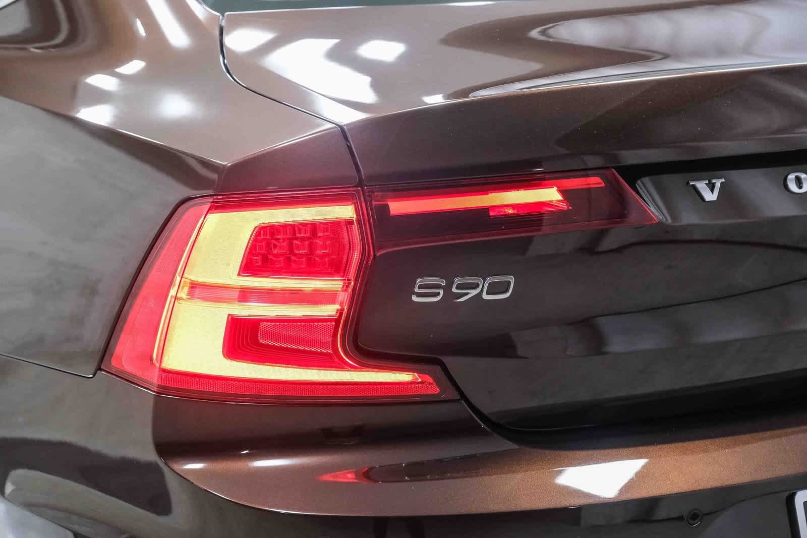 Thumbnail: 2018 Volvo S90 - 7