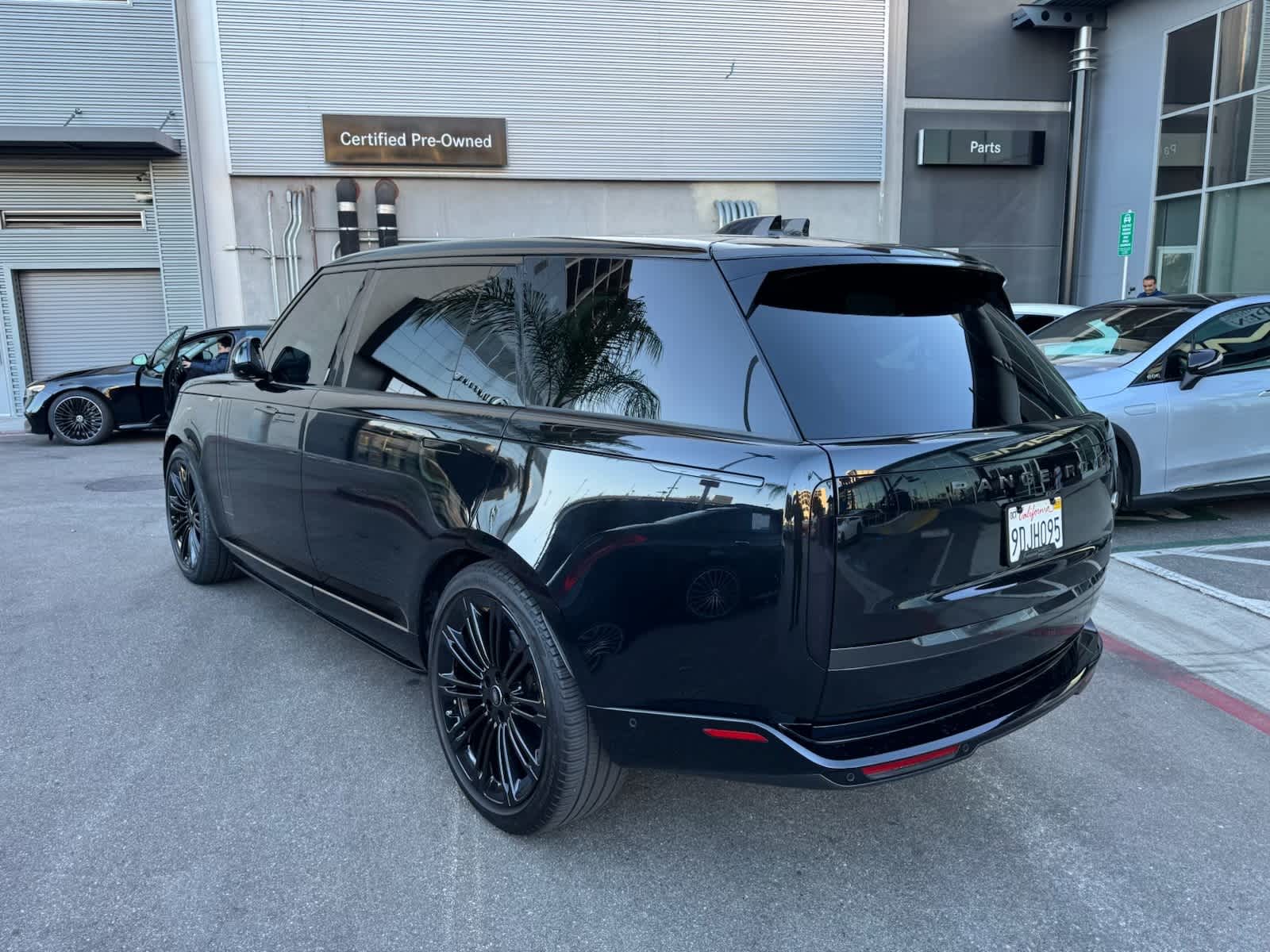 Thumbnail: 2023 Land Rover Range Rover - 2