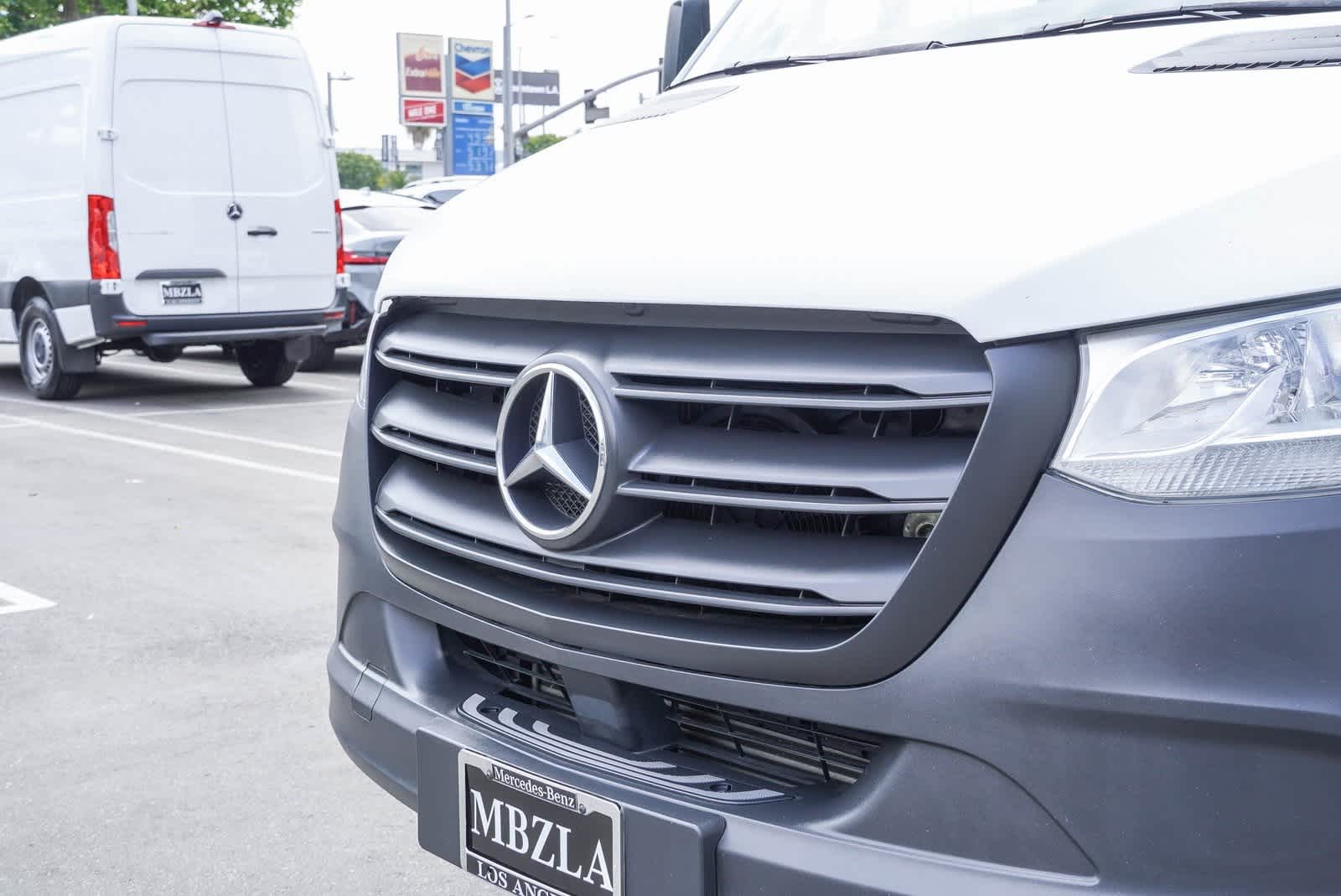 Thumbnail: 2022 Mercedes-Benz Sprinter - 12