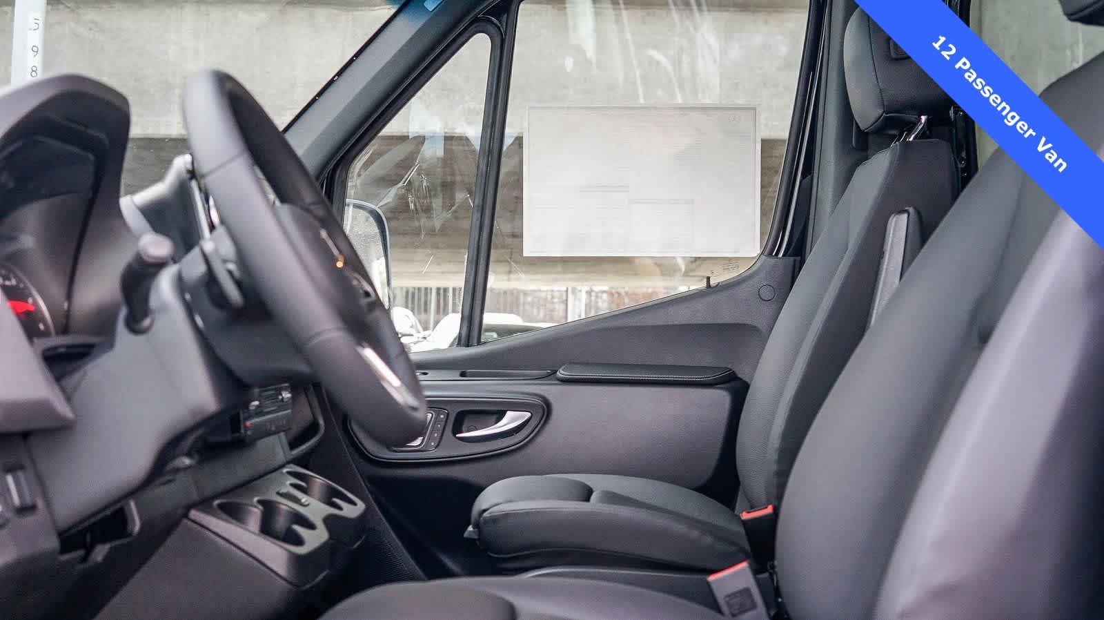 Thumbnail: 2024 Mercedes-Benz Sprinter - 20