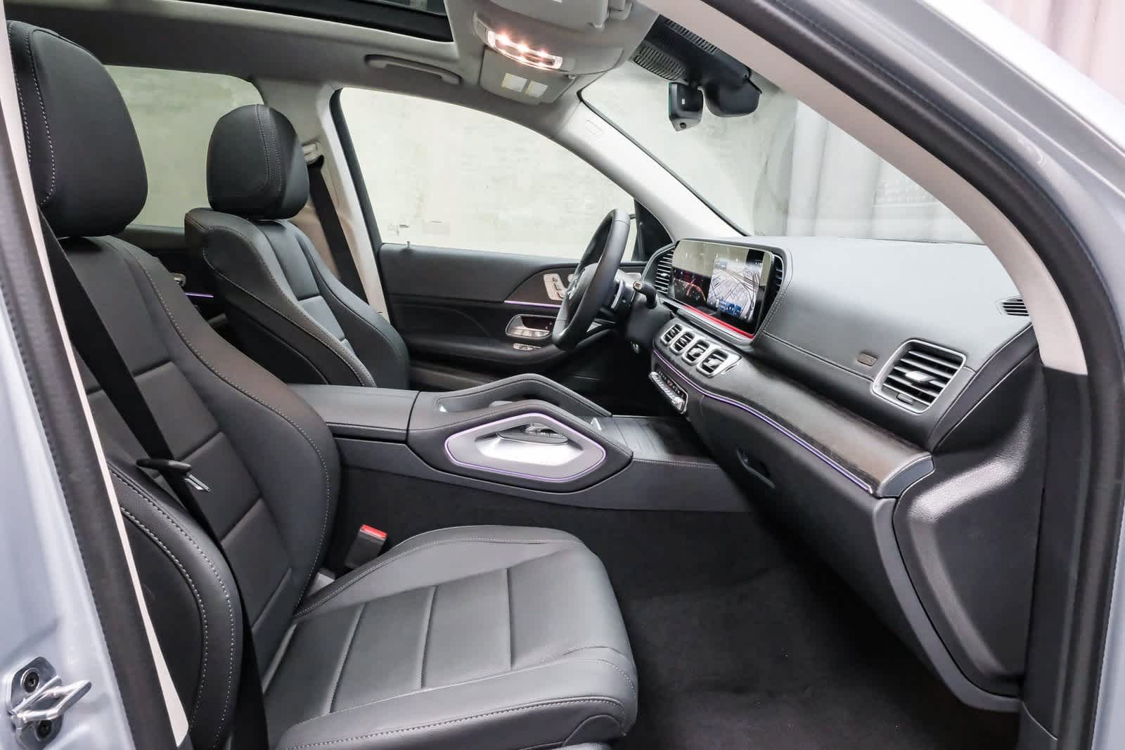 Thumbnail: 2026 Mercedes-Benz GLS - 18