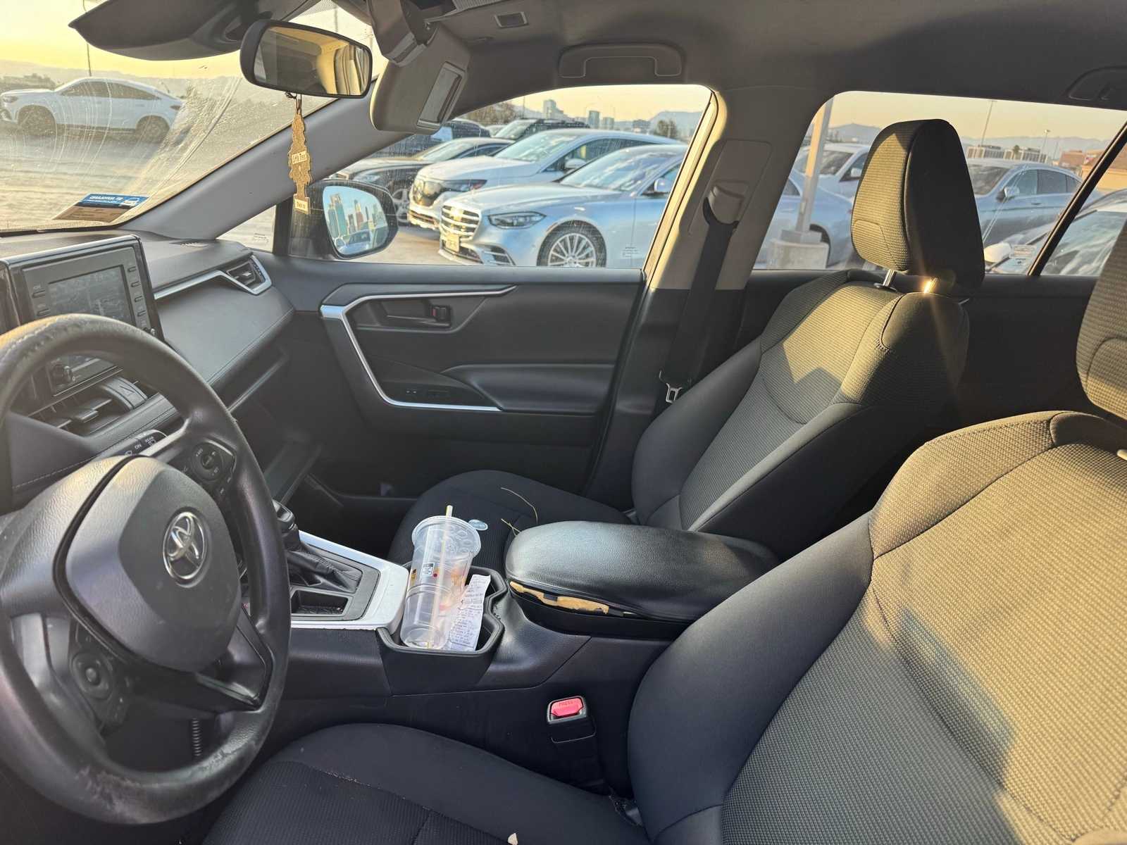 Thumbnail: 2021 Toyota RAV4 - 5