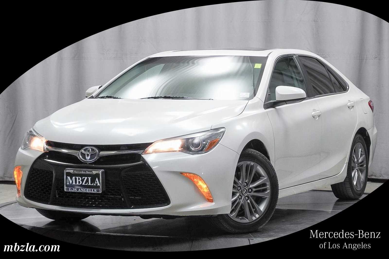 2017 Toyota Camry SE -
                  Los Angeles, CA