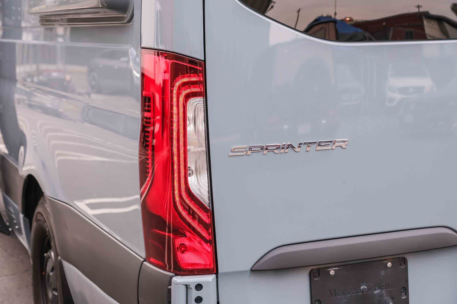 Thumbnail: 2023 Mercedes-Benz Sprinter - 6