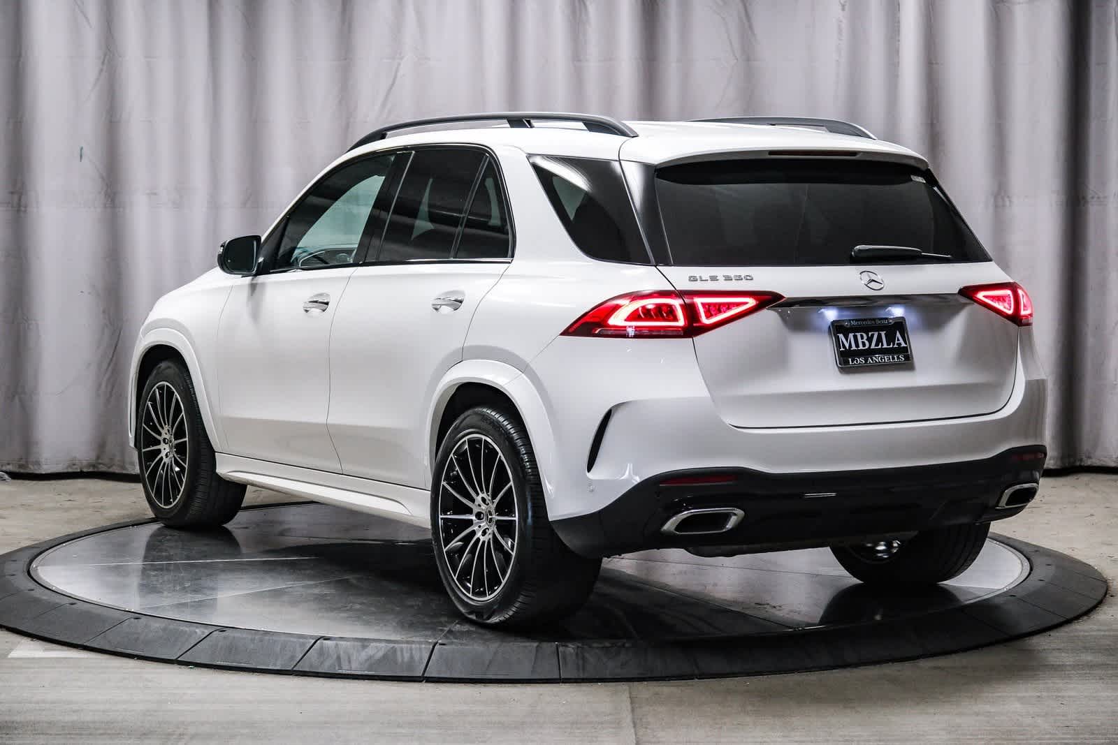 Thumbnail: 2023 Mercedes-Benz GLE - 2