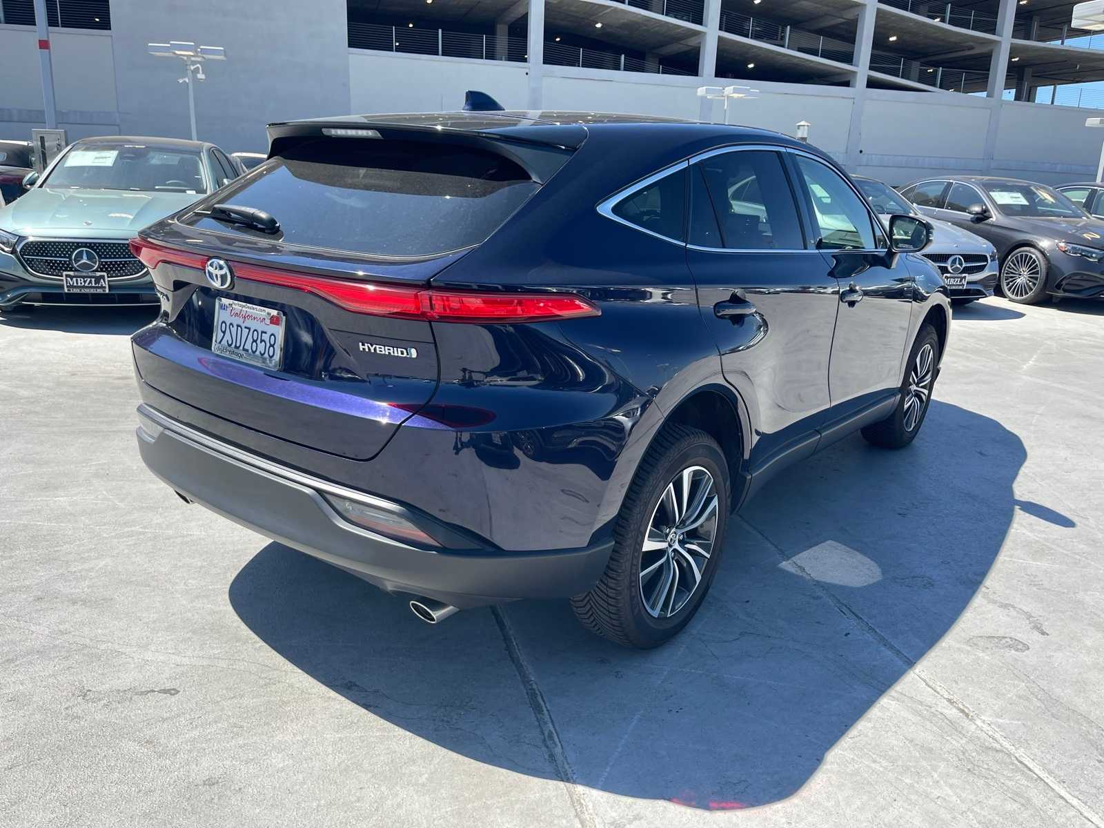 Thumbnail: 2021 Toyota Venza - 5