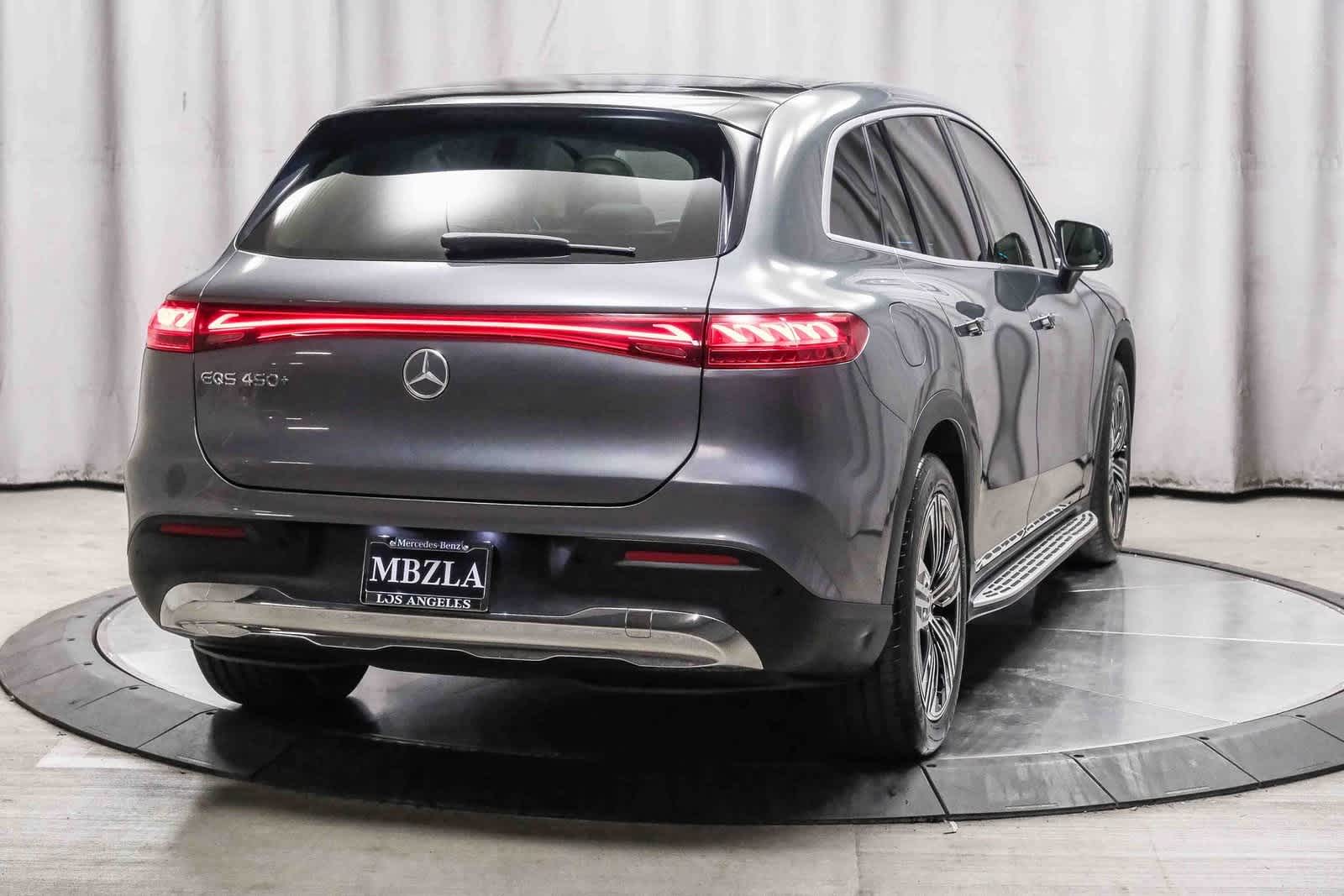 2023 Mercedes Benz EQS SUV 450 photo 4