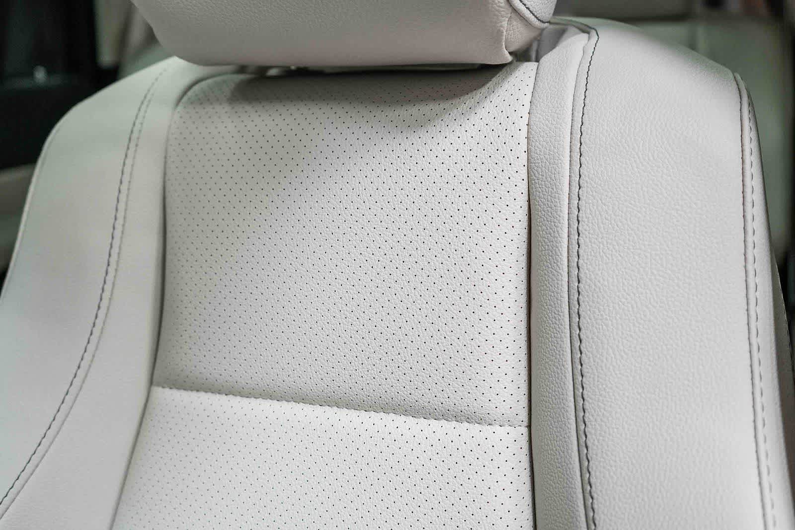 Thumbnail: 2025 Mercedes-Benz GLS - 26